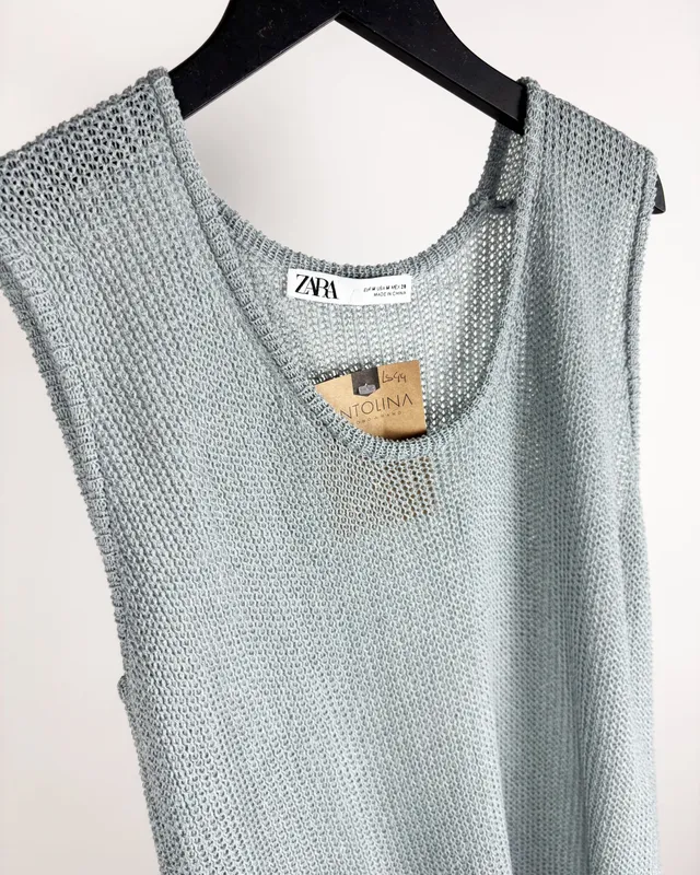 Chaleco tejido celeste zara