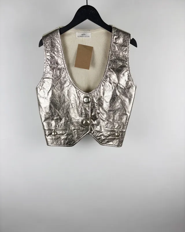 Chaleco dorado y crudo alejandra iglesias