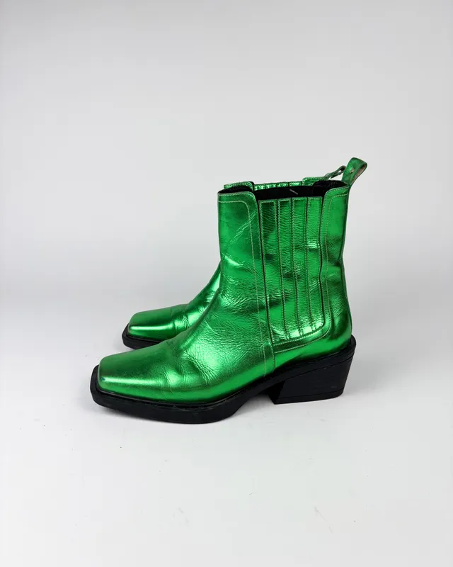 Botas verdes justa