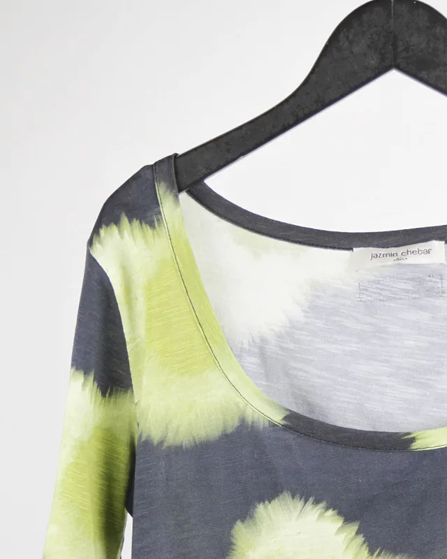 Remera estampada jazmin chebar