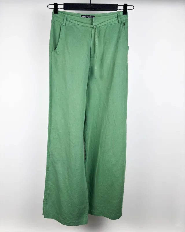Pantalon verde zara