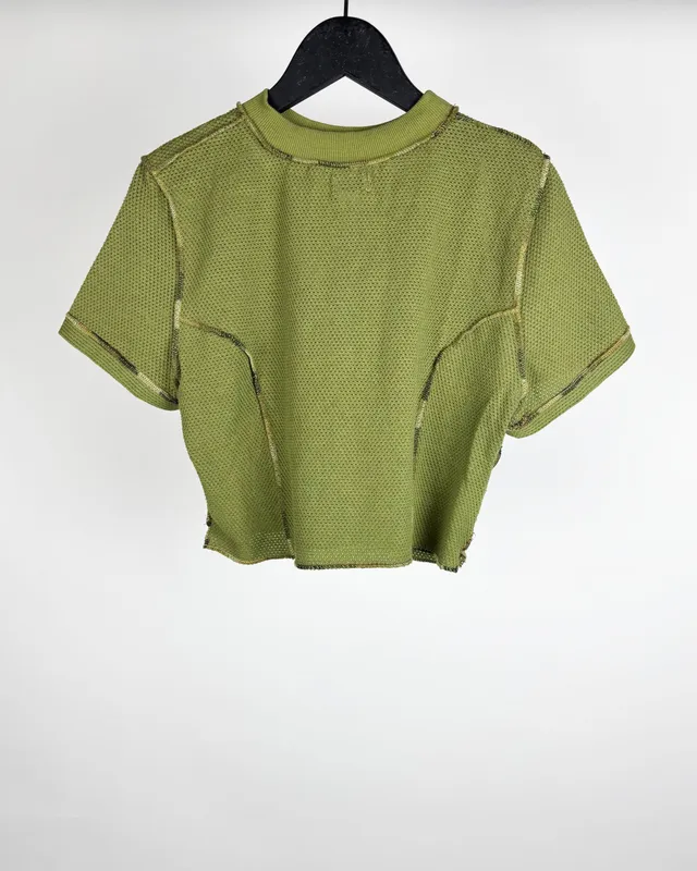 Remera verde crop bdg