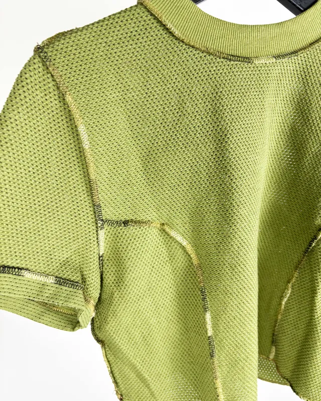 Remera verde crop bdg