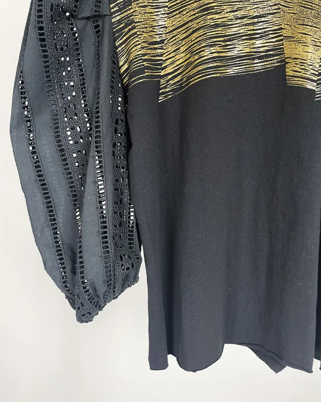 REMERA ANA LIVNI 