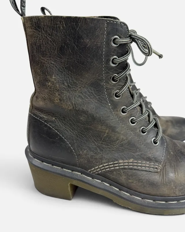 Borcegos marrones dr martens