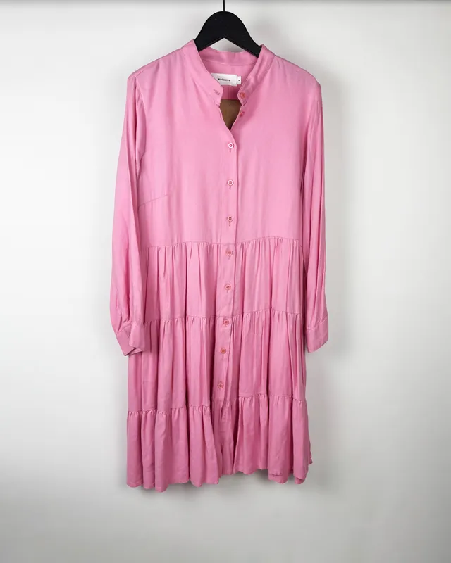 Vestido corto rosado rotunda