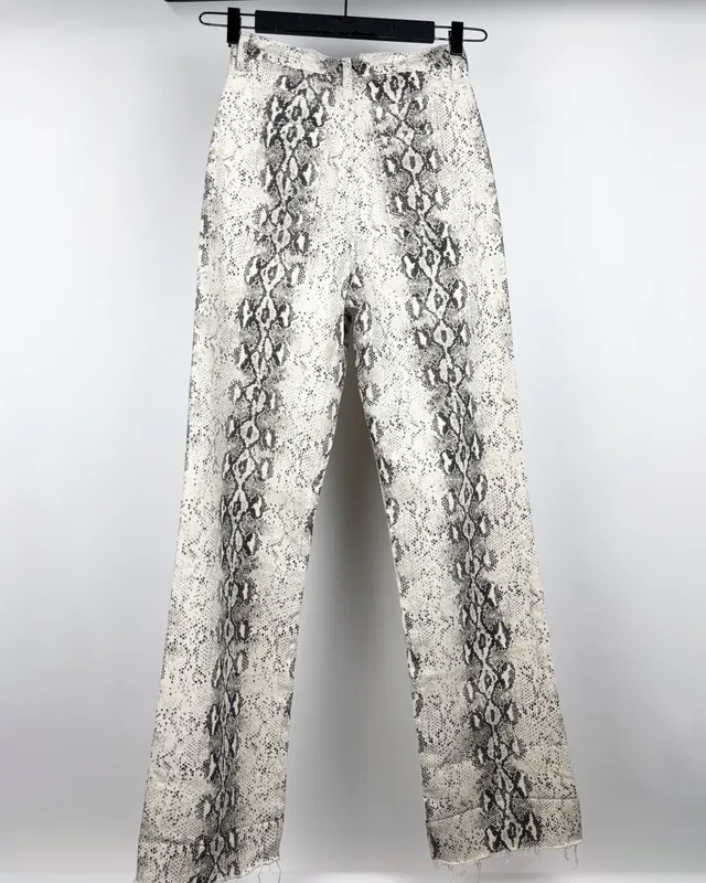 Pantalon ancho animal print zara