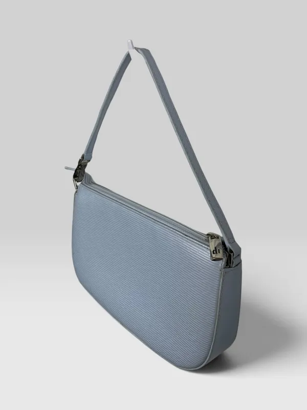 Cartera chica celeste datelli