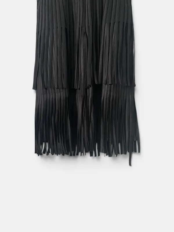 Vestido fiesta corto negro con flecos gracia
