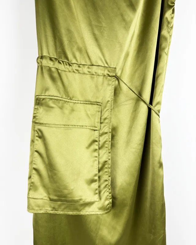 Vestido saten verde zara