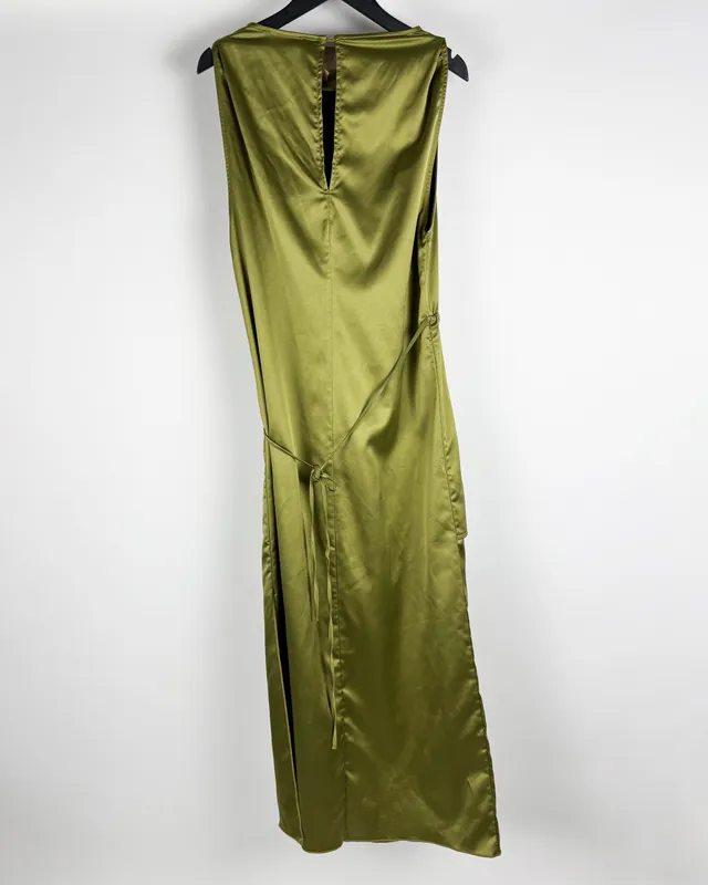 Vestido saten verde zara