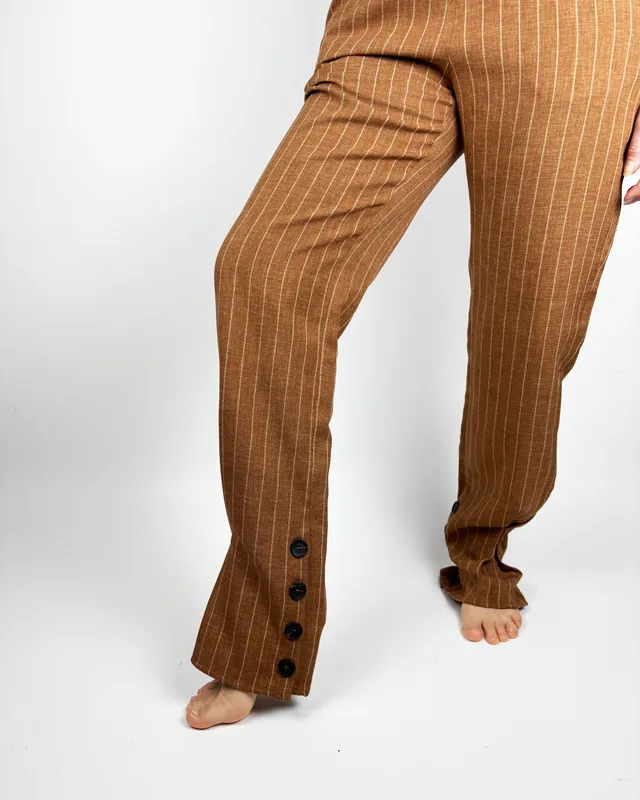 Pantalon marron rayas zara