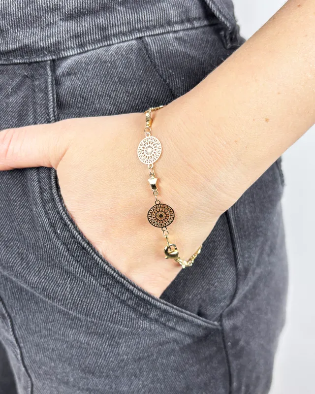 Pulsera fina con redondeles tallados