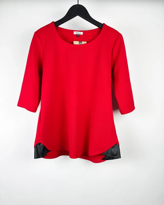 Remera roja calesa