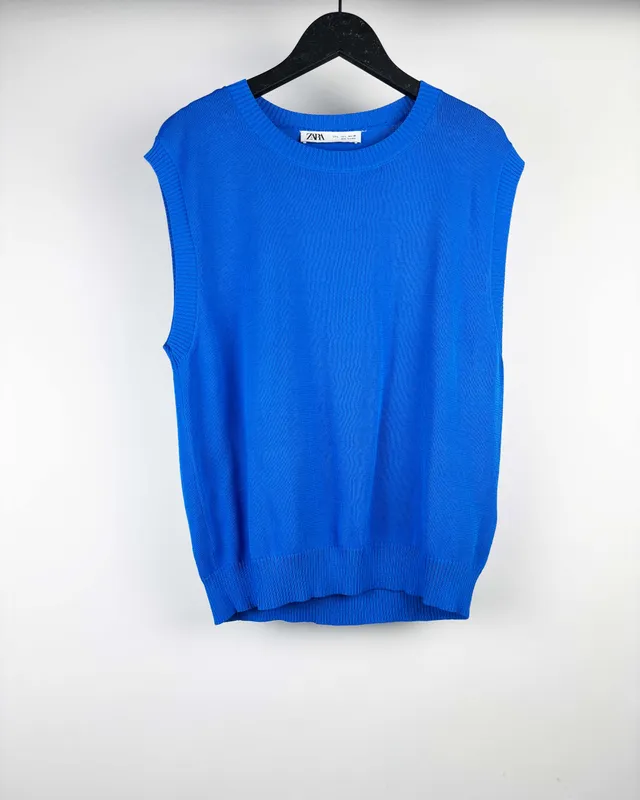 Chaleco tejido azul zara