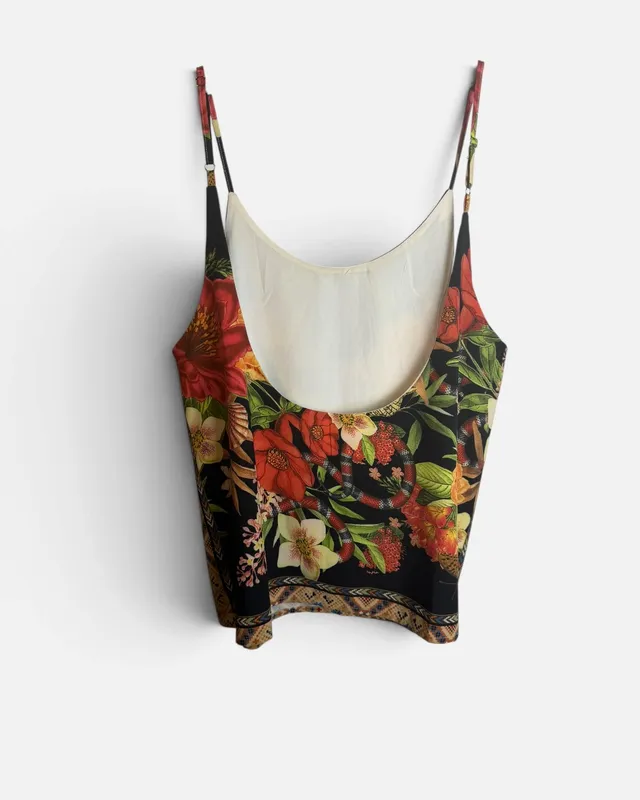 Musculosa estampada mais um