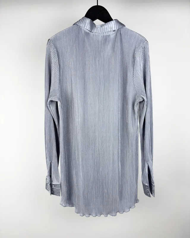 Camisa gris plisada indian