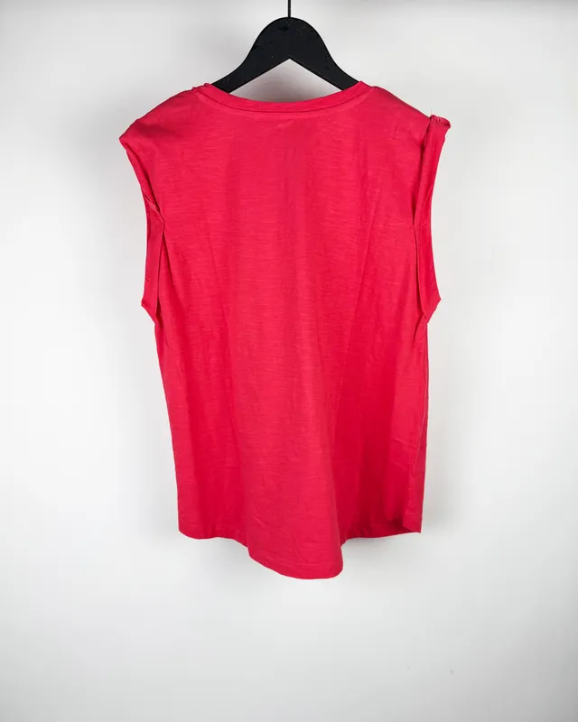 Remera roja basicos