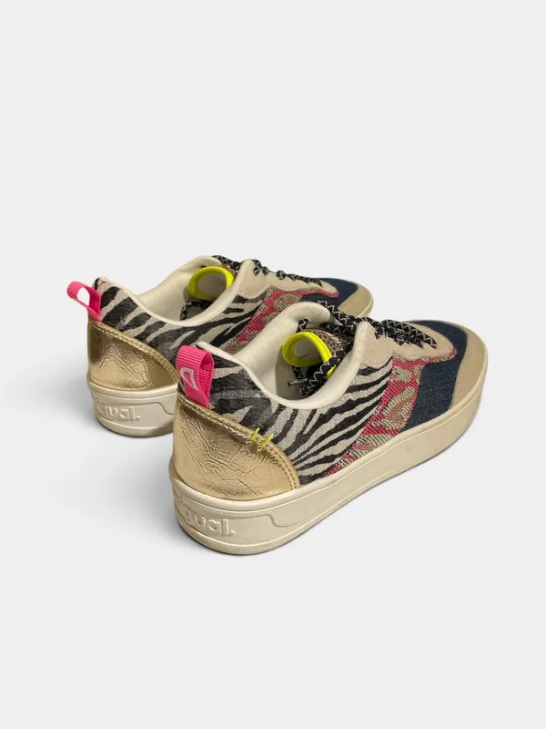 Zapatillas desigual combinadas