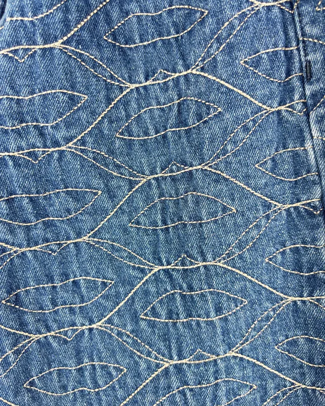 Jean bordado jazmin chebar