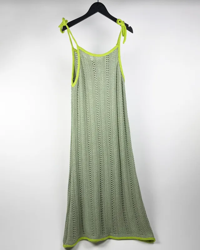 Vestido tejido verde hnad