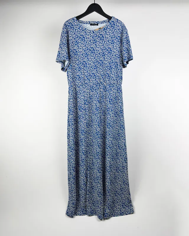 Vestido largo azul c/flores malabar