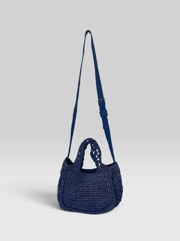 Cartera tejida en papel stradivarius