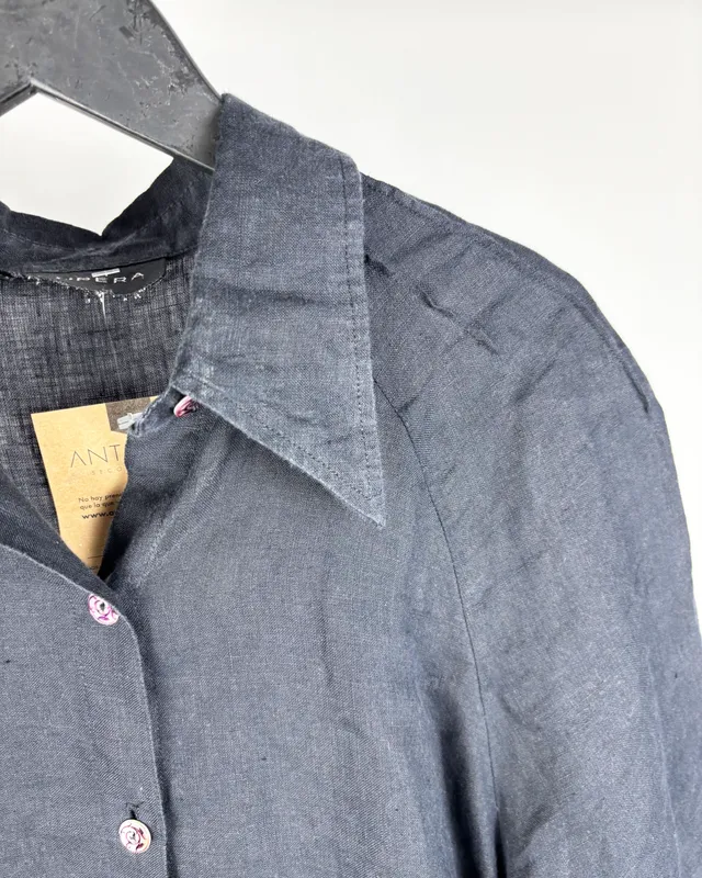 Camisa negra la opera