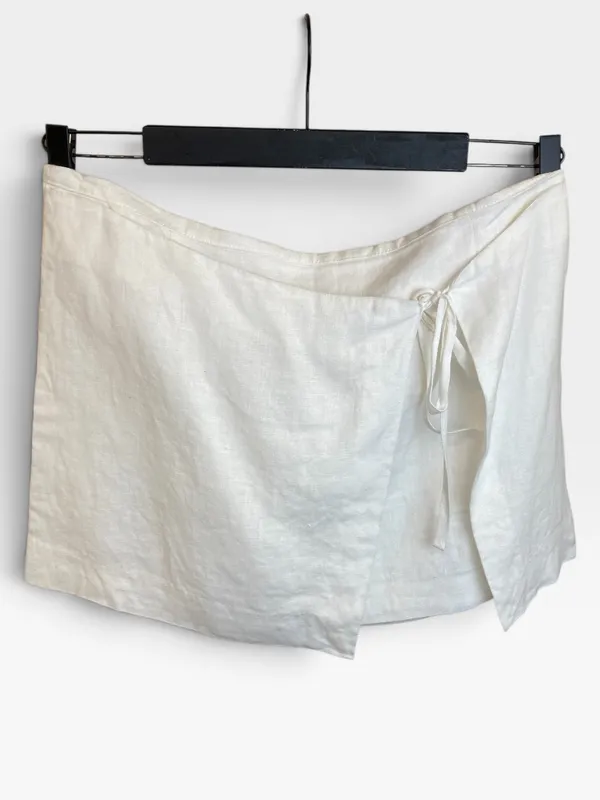 Pollera blanca mango