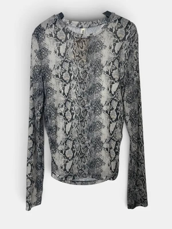 Remera estampada trasparente indian