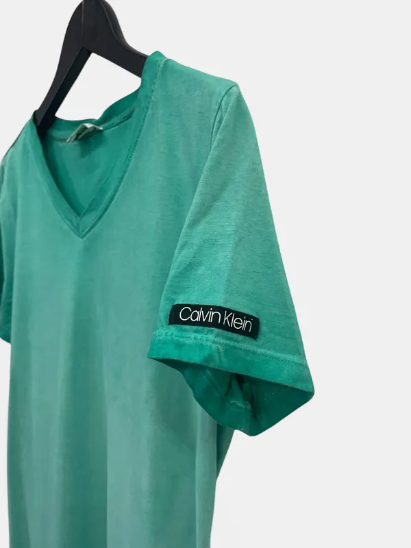 Vestido remera calvin klein
