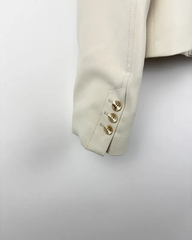 Blazer corto crudo zara