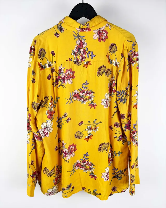 Camisa amarilla estampada lolita