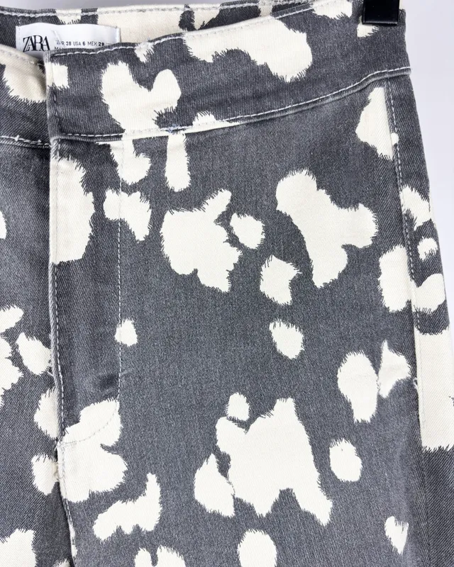 Jean gris estampado zara