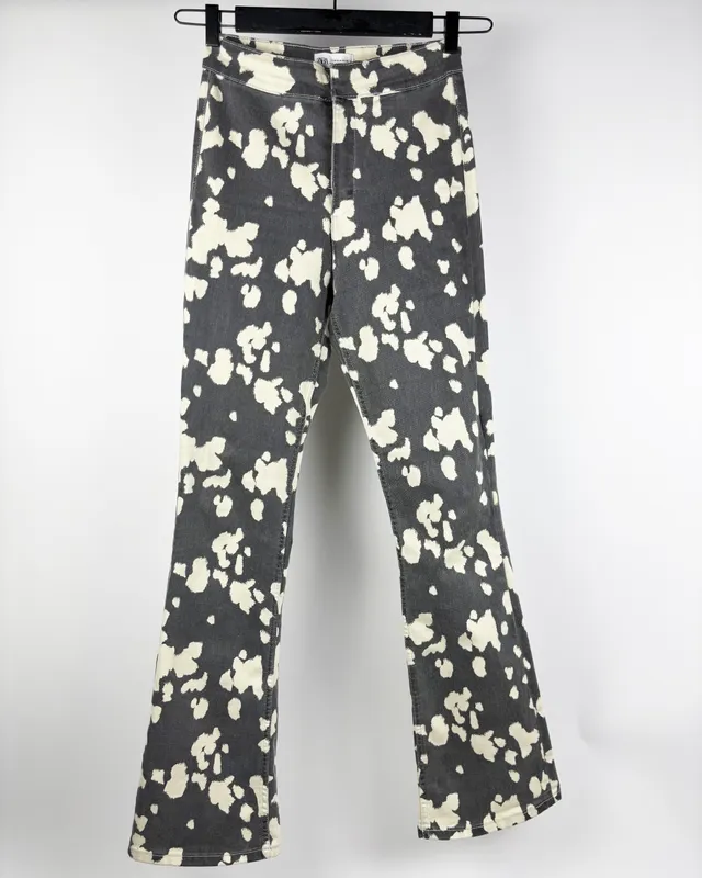 Jean gris estampado zara