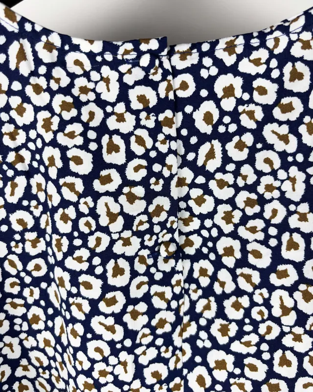 Blusa azul manchada indian