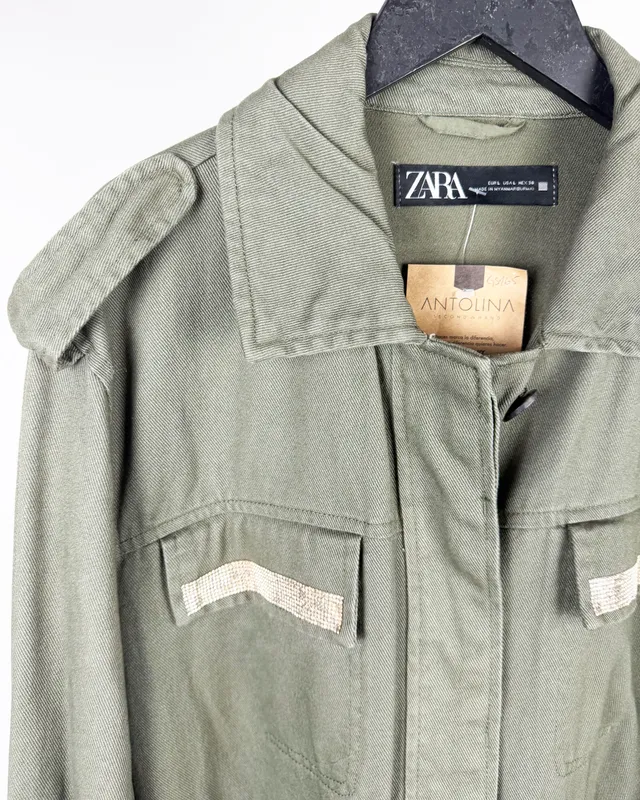 Campera verde militar c/strass zara