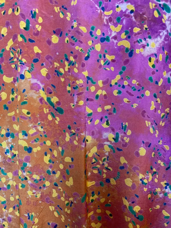 Vestido estampado  con bordado rapsodia