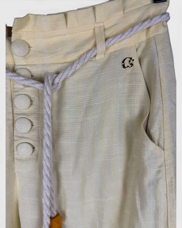 Pantalon amarillo con cinto carmen steffens