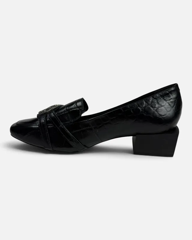 Mocasines negro c/cadena carmen steffen