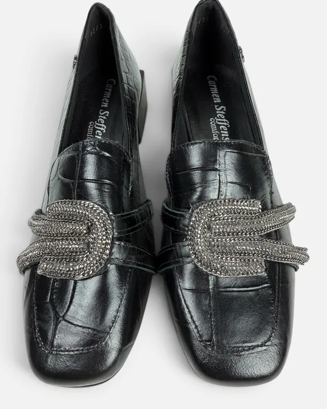 Mocasines negro c/cadena carmen steffen