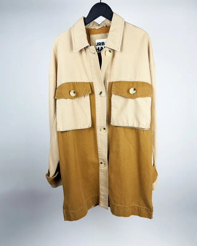 Sobre camisa beige urban haus