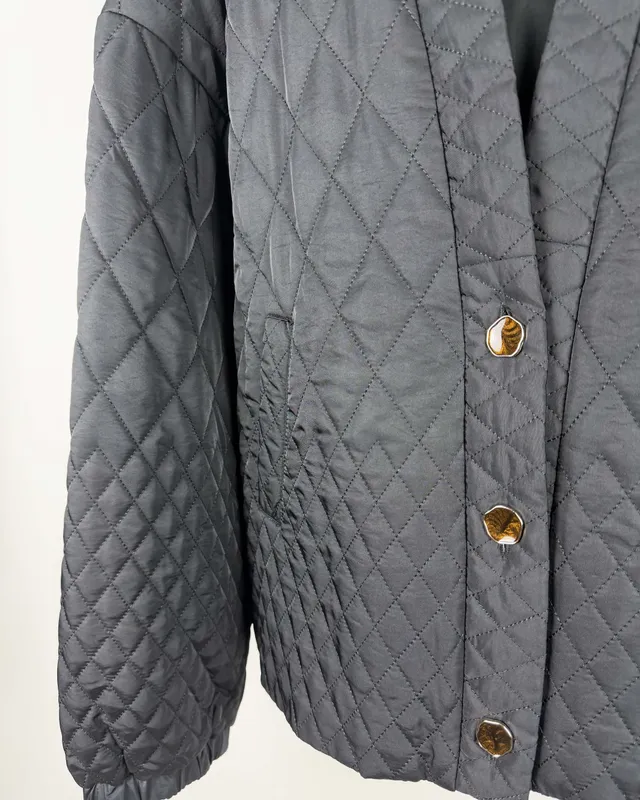 Campera negra romero
