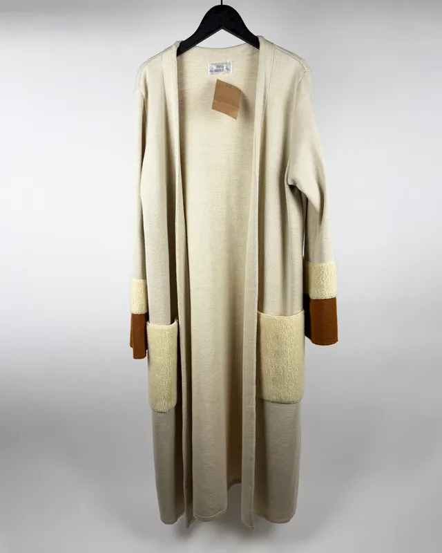 Saco beige largo alejandra iglesias