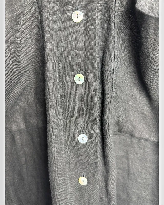 Camisa negra de lino made in italy