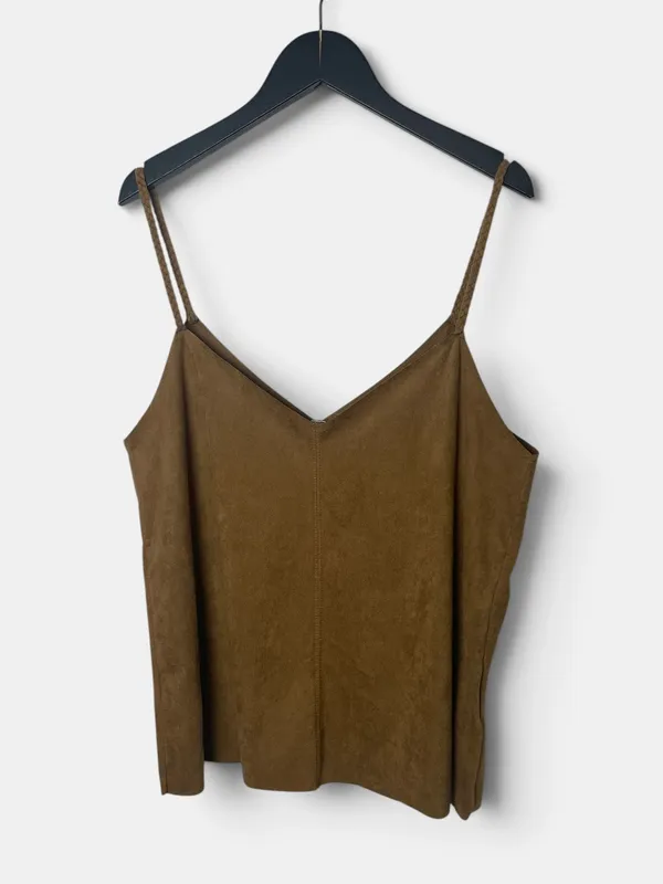 Musculosa fake suede