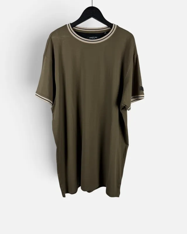 Remera verde c/puño kenneth cole