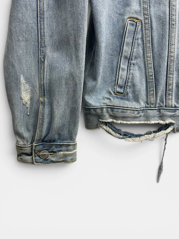 Champera jean estampada mickey pull&bear