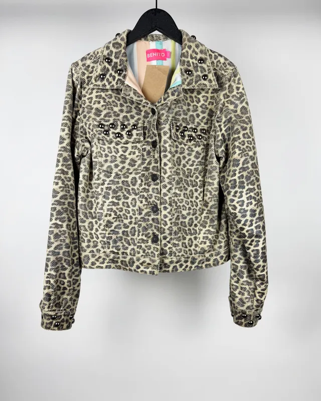 Campera animal print benito
