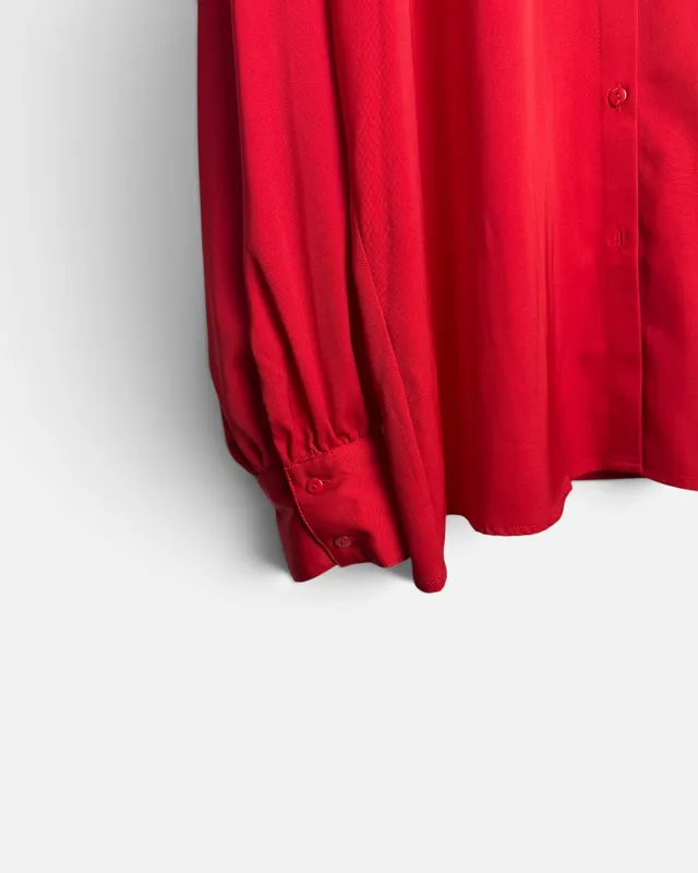 Camisa roja satinada lolita